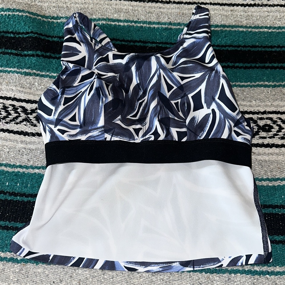 Sage Collective *NWT* Women's Active Sports Bra Top in Sage Leaf - Picture 6 of 9